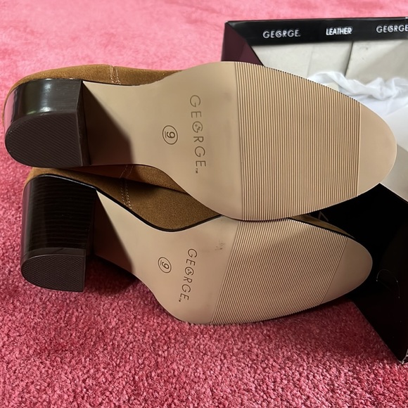 NEW suede flowered cowgirl boots - Picture 4 of 8